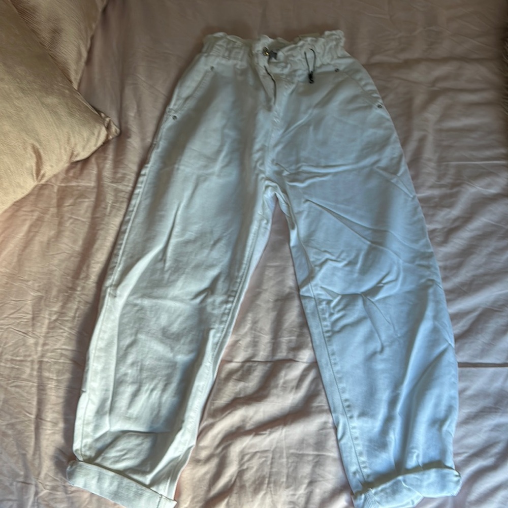 Zara never worn size 36 baggy pants